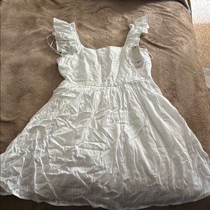 Never been worn Small white sundress from Francesca’s.